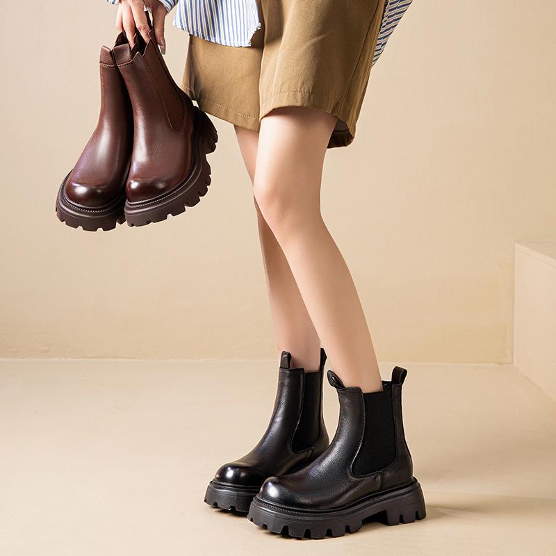 Thick-soled Martin boots women's autumn and winter new heightening non-slip short boots fleece cigarette boots fashion single boots