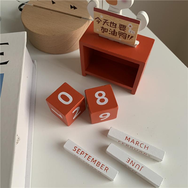 Creative Wooden Perpetual Calendar Desk Block  Calendar Month Date Display with  GIft Box  Home and Office Decor Accessory