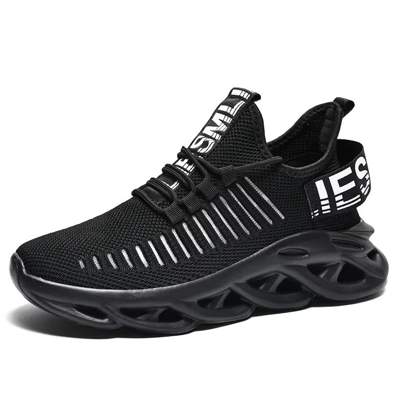 Latest Men's Running Shoes Low Cut Breathable Mesh Fashionable Running Shoes Shock Absorbing Comfortable Trendy Casual Sneakers