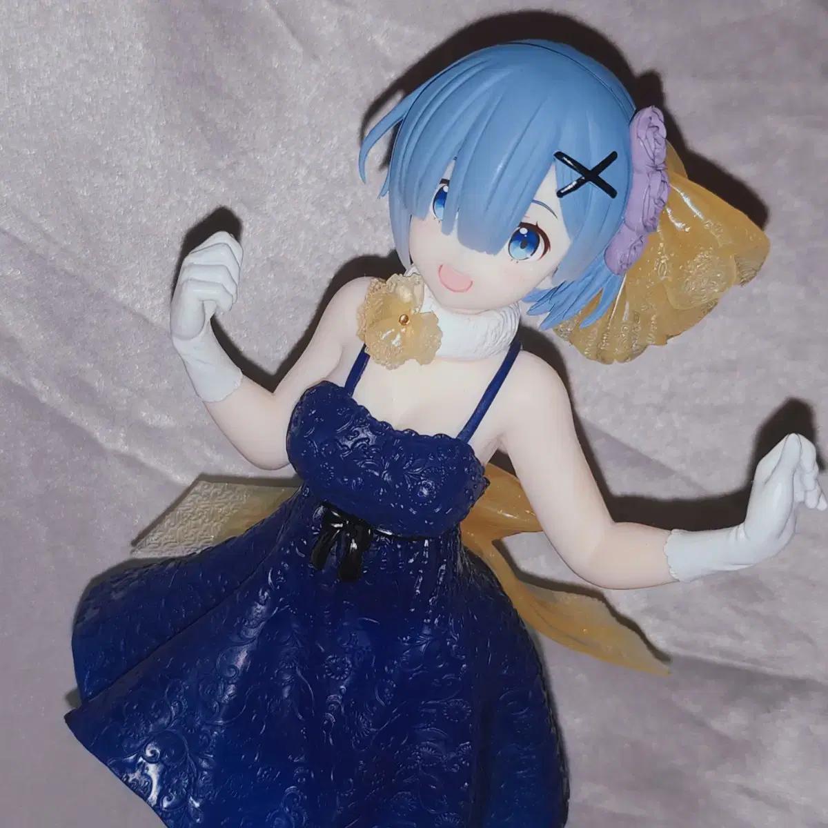 

Rizero Rem Precious Bee Girl Figure Clear Dress Ver