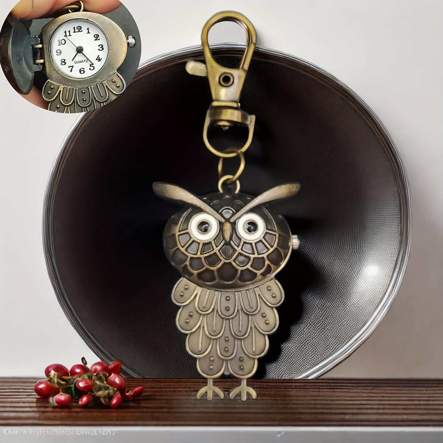 

Flip style retro aristocratic owl keychain watch hanging watch quartz watch watch men s and women s backpack keychain коричневий