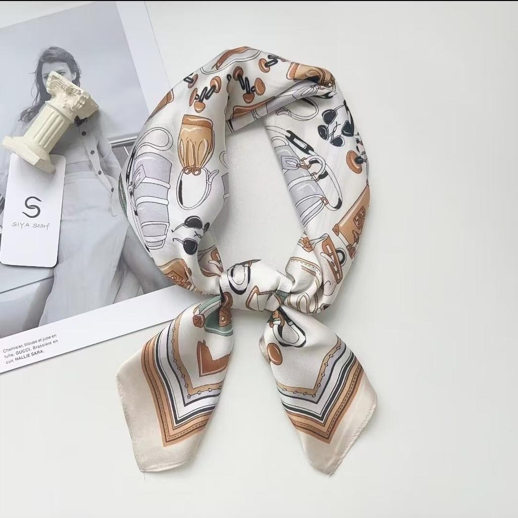 Eleganti Foulard di Seta da Donna Con Centinaia di Camicie, Assistenti di Volo, Decorazione Professionale, Protezione del Collo, Foulard, 70 Foulard Quadrati Piccoli.