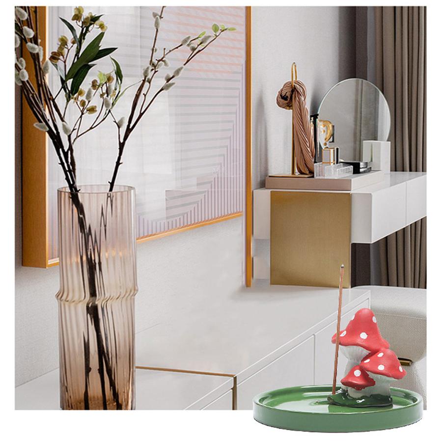 1PCS Incense Burner Ceramic Incense Stick Creative Mushroom Incense Stick Mini Incense Holder Office Home Furnishings