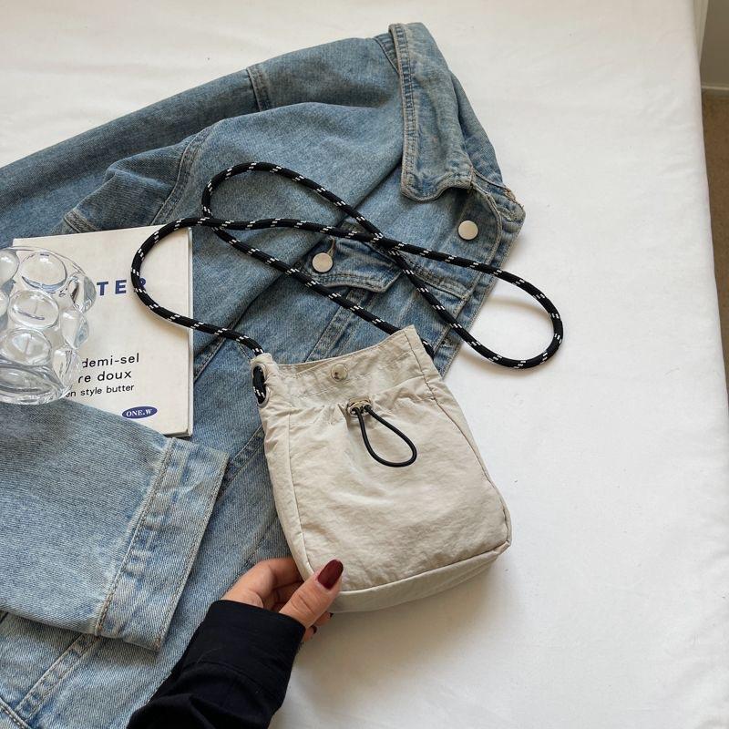 Autumn New Women's Bag  Nylon Casual Crossbody Bag  Lightweight Travel Phone Bag  Simple and Versatile Single-shoulder Small Square Bag