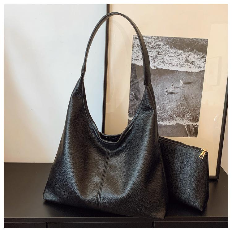 Portable Women's Versatile Fashion Shoulder Bag Casual Large-capacity Commuter Tote Bag