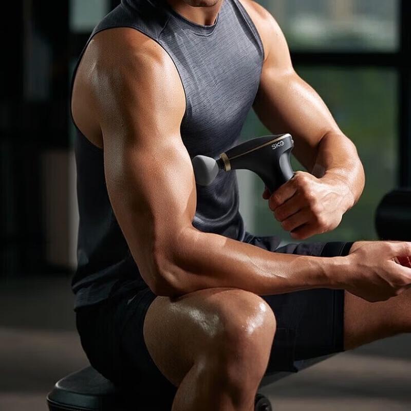 SKG F7 Hot Compress Percussion Massager CN plug (adapter included)