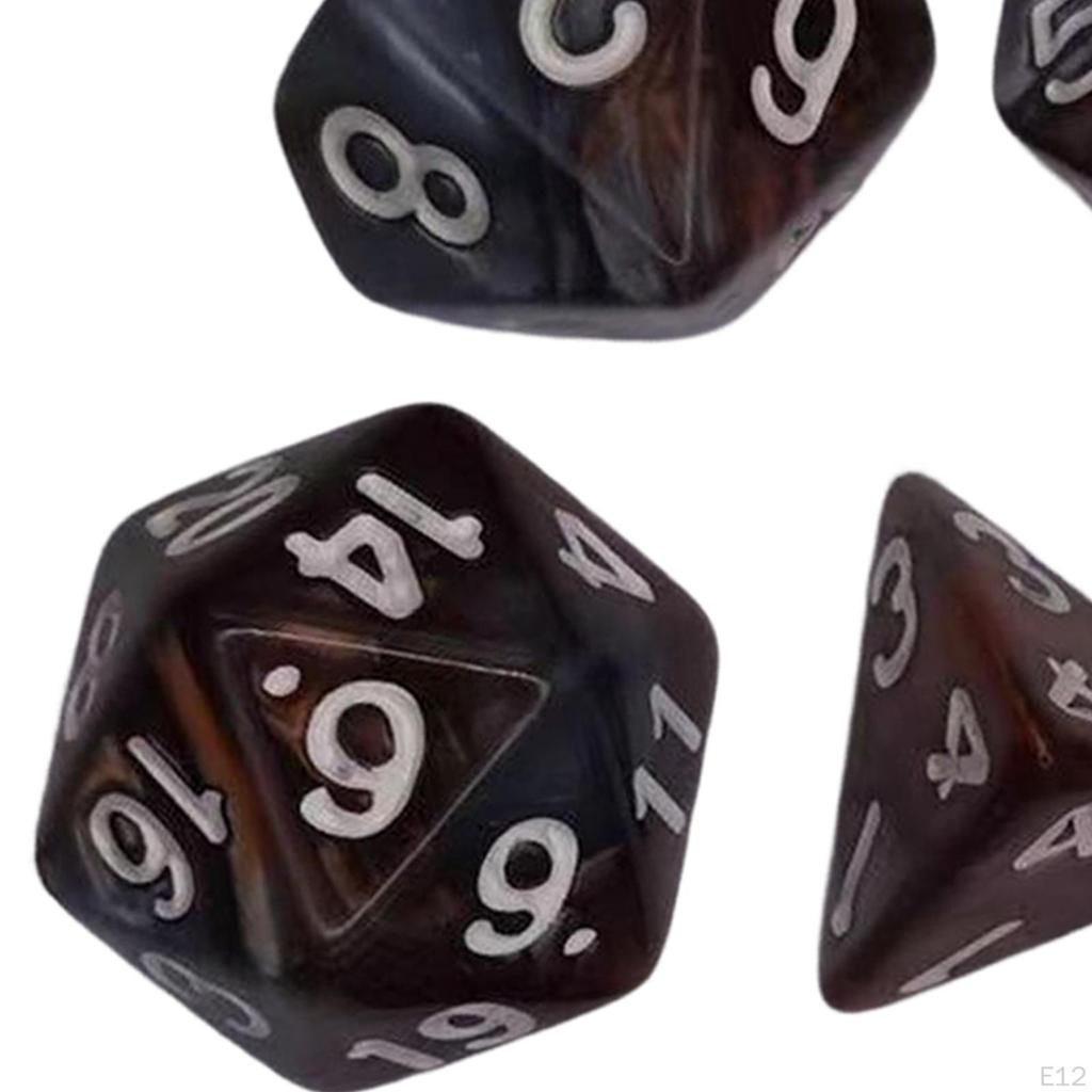 7 stycken färgglada polyedriska tärningar samling brädspelsrekvisita leksaker presenter Hållbar slät yta för