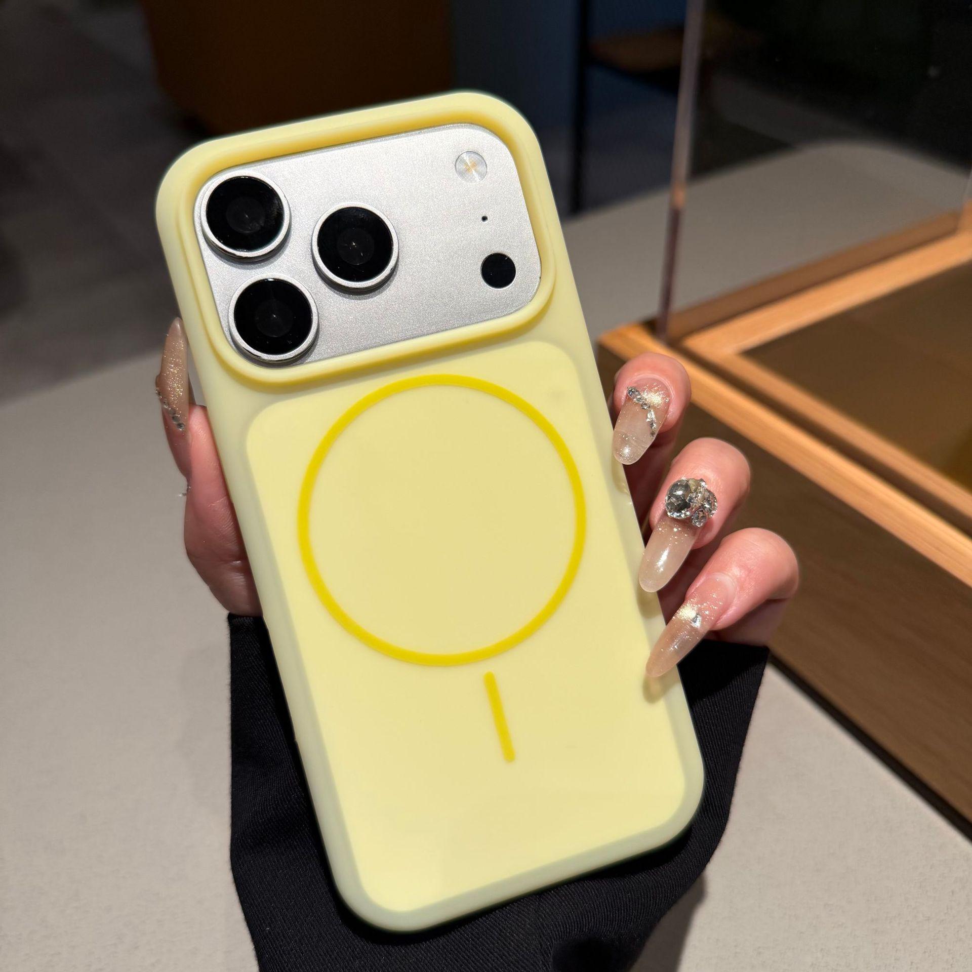 

Premium Silicone Magnetic iPhone 17 Pro Max Case - Two-Tone Ice Cream Design 16 Pro Max