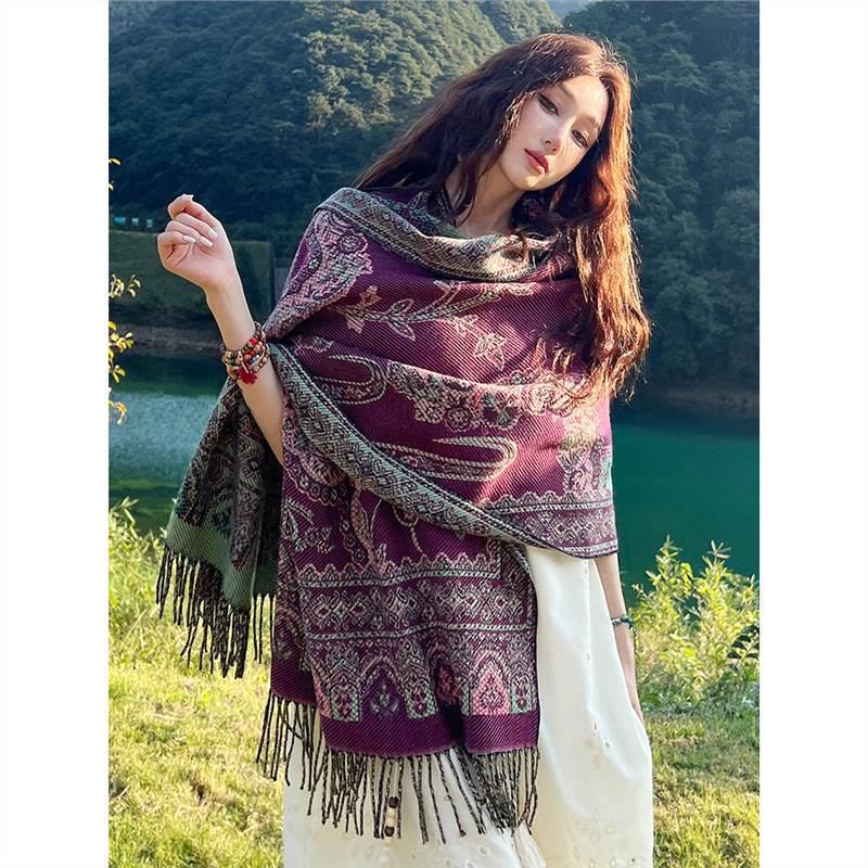 Skin Friendly And Breathable Warm And Versatile Home, Autumn And Winter Women'S Travel Shawl, Thick Cloak, Air Conditioning Blanket