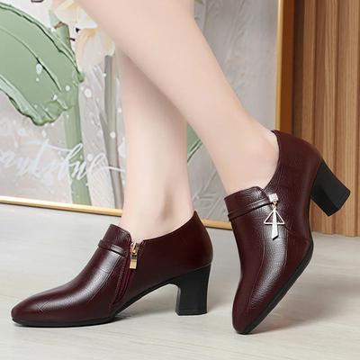 5,5 cm 7 cm Eleganckie buty z miękkiej skóry z głębokim wycięciem Damskie czółenka na platformie Wiosna 2025 Buty na średnim klockowym obcasie do biura Modelka Mama