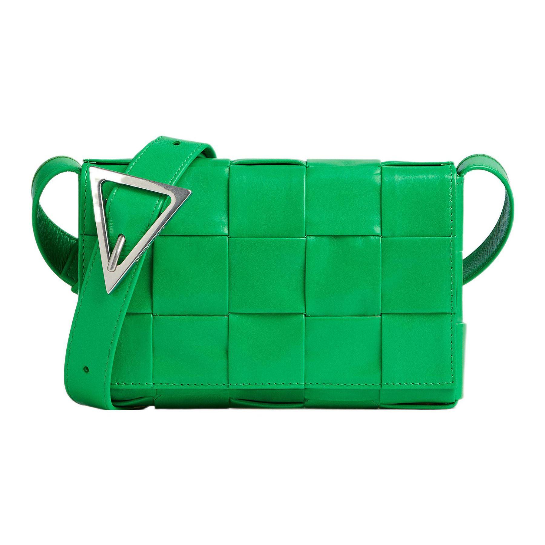 

Bottega Veneta Cassette Pillow Bag Intreccio Woven Check Silver Finish Magnetic Closure Leather Tofu Bag Shoulder Crossbody Bag Small 717587VCQ713724 Basic Set (Bag+Dust Bag)