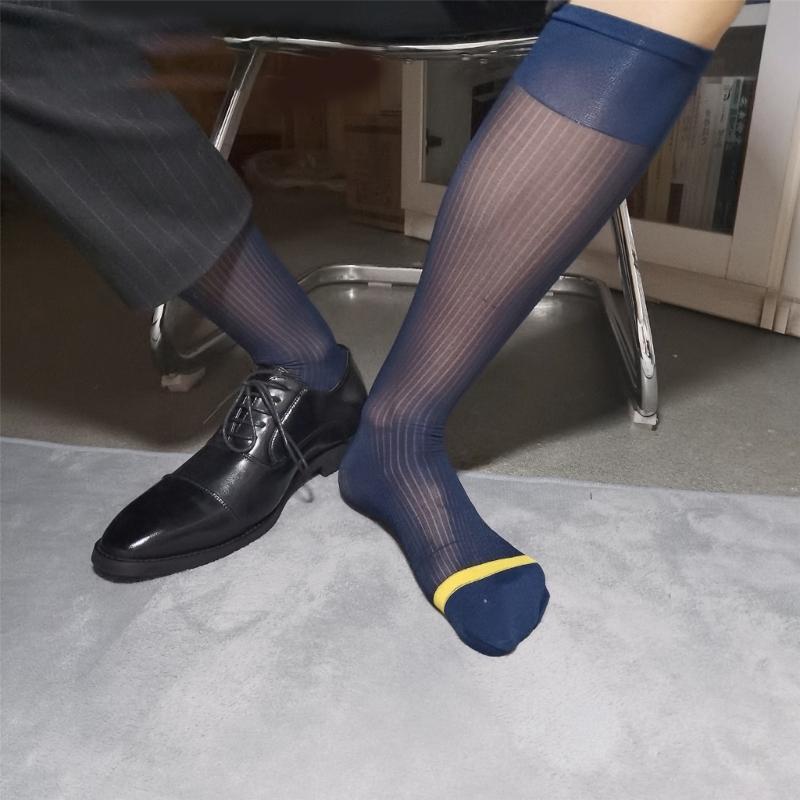 Calzini da uomo sottili e trasparenti in nylon traspirante, calze a righe over the calf per affari