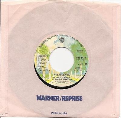 7-Zoll Schallplatte PHILADELPHIA B.C. - Schule ist zurück / Nächster Typ WBS8470 Warner Bros. Re 1977 Kanada Rock Gebraucht