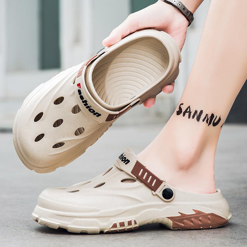 Hole shoes 2025 summer new outdoor two wear bag head slippers trend refreshing sandals travel wading beach shoes