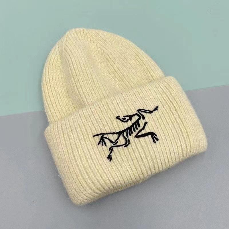 Rabbit Hair Warm Cold Hat Fashionable and Versatile Autumn and Winter Pullover Knitted Hat Men and Women Cold-proof Wool Hat
