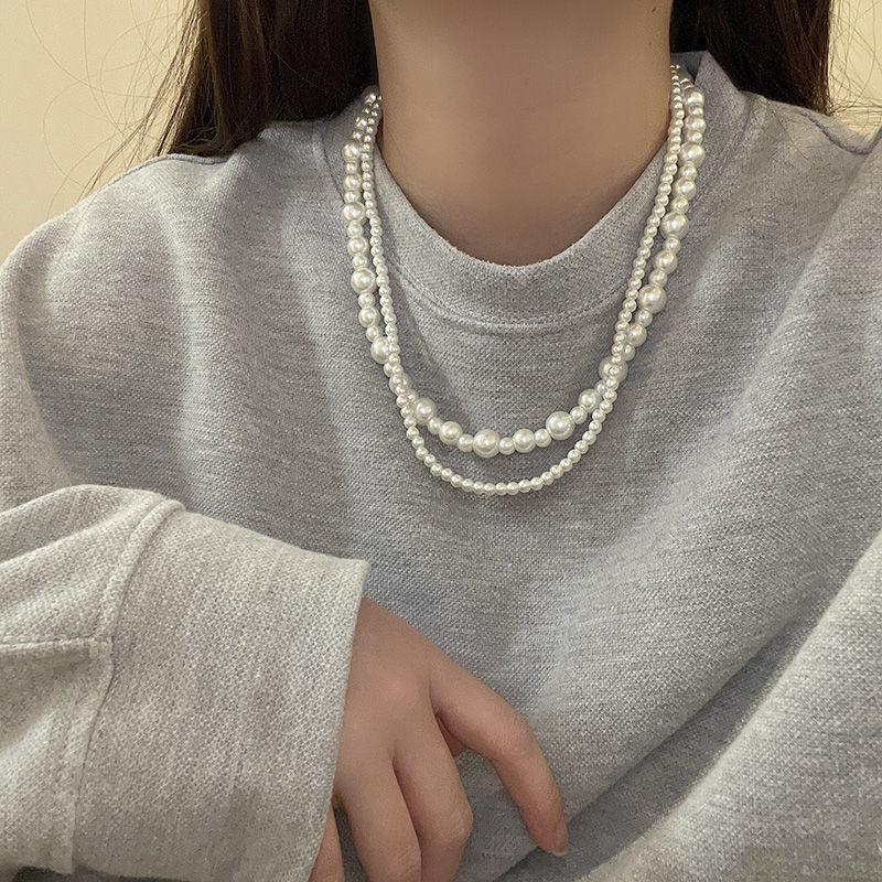 Fashion jewelry, bohemian multi-layer necklace, popular street auction popular pearl necklace.