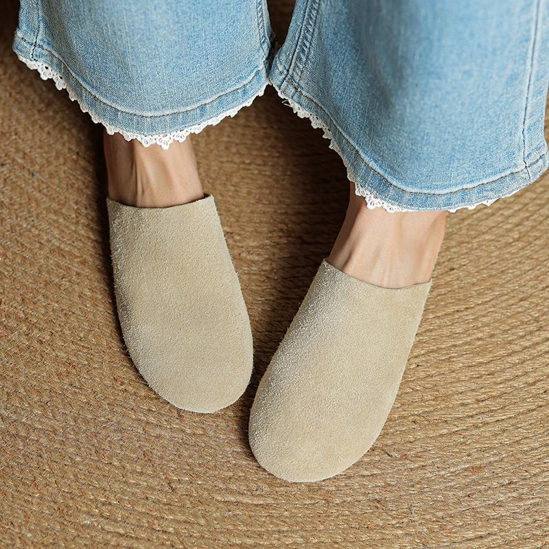

Fashion 2025 Summer Soft Women Slippers Genuine Leather Women Shoes Round Toe Flat with Cover Toe Slingback Women Mules 34