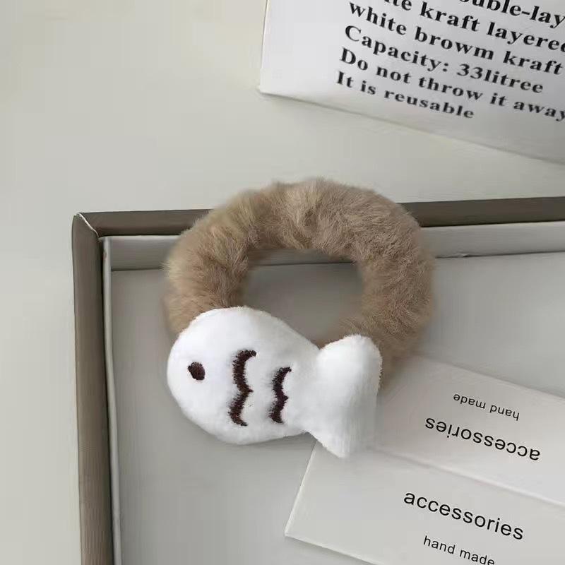Entzückendes Plüsch-Fisch-Haargummi - Weiches & Fellartiges Haaraccessoire für Herbst/Winter