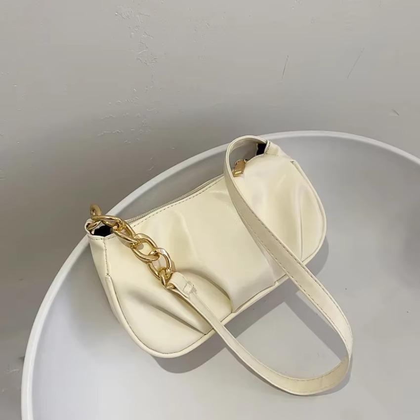 1 Stück Neue Mode und Minimalistischer Trend Tragbare Umhänge-Schultertasche Unterarm Kleine Quadratische Tasche Plissierte Tasche für Frauen im Herbst LS