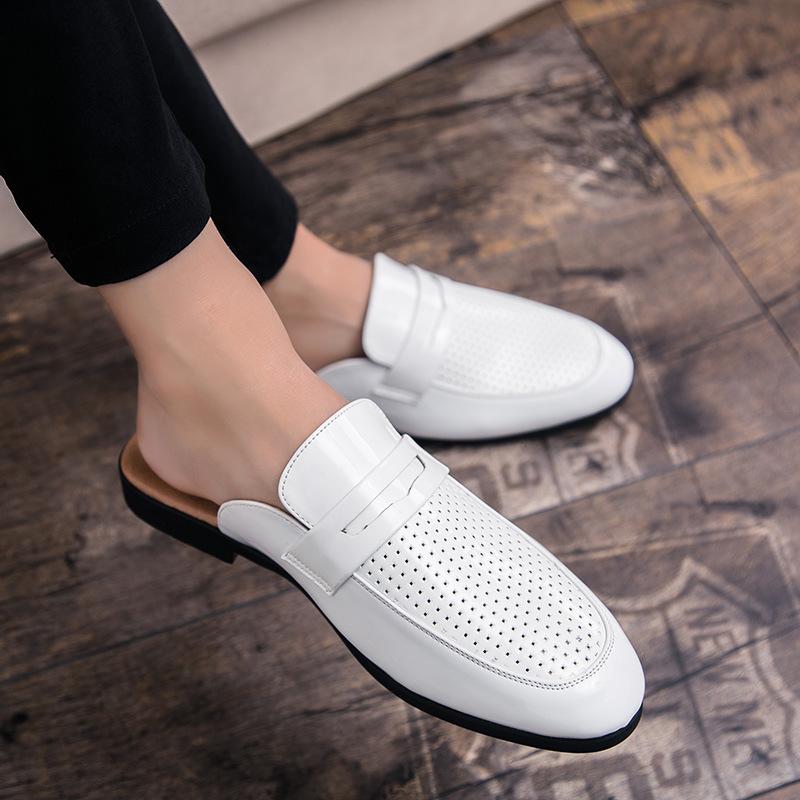 Sommermode Herren Halbschlappen Lederschuhe Ein-Pedal Hohl Herren Trend Teenager Faule Hausschuhe Herren Britischer Stil