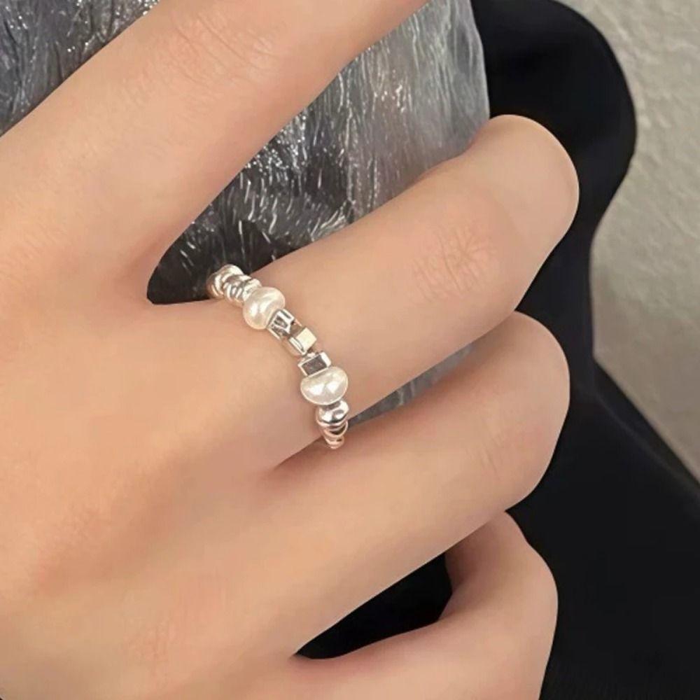 Vintage Minimalist Design Rings Light Luxury Personality Rings Elegant Pearl Finger Rings  Party