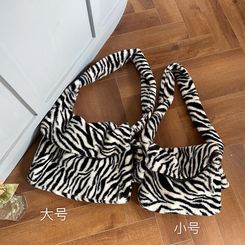 New Bag Winter Retro Large Capacity Canvas Bag Side Backpack for Women Zebra Pattern Plush Shoulder Crossbody Bag