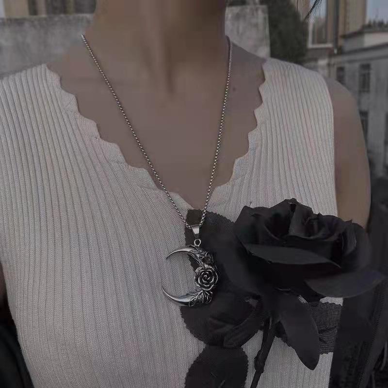 Retro Style Moon and Rose Pendant Unisex Necklace
