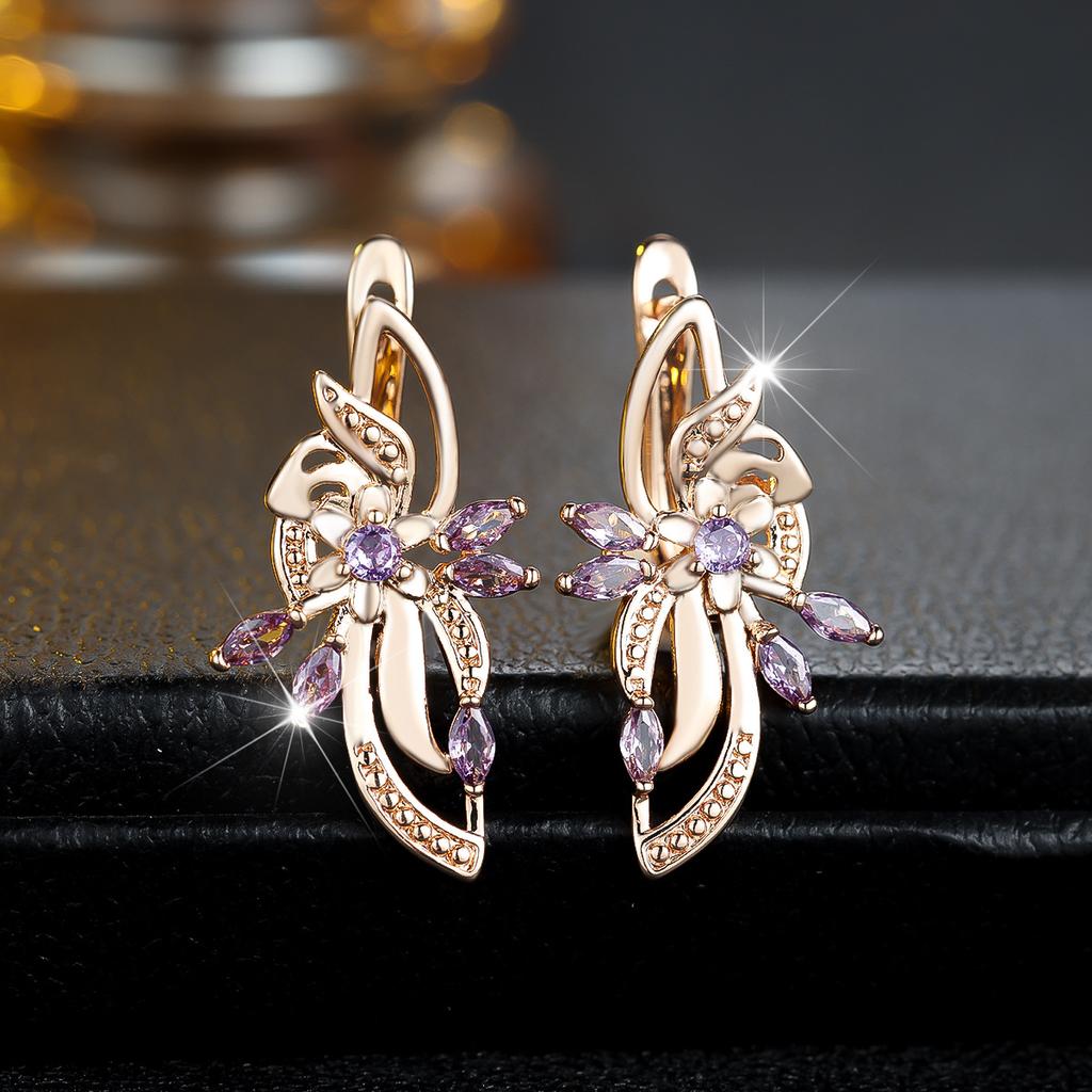Popular wind hollow flower-shaped ear buckle female bling zircon + tendrils atmosphere niche flower cluster earrings