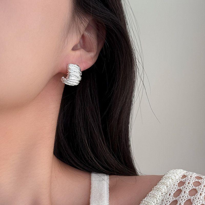 Sterling Silver Needle Fashion Special-Interest Design Metal Wave Fancy Elegant Hipster Earrings Stylish Stud Earrings Short for Women