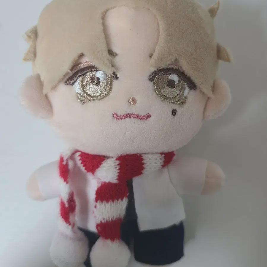 

Operation Name Genuine White Peach Doll Keyring