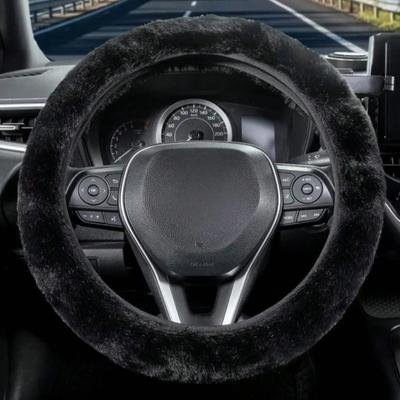 Accesorii pentru interiorul mașinii – Mânere şi huse pentru volan