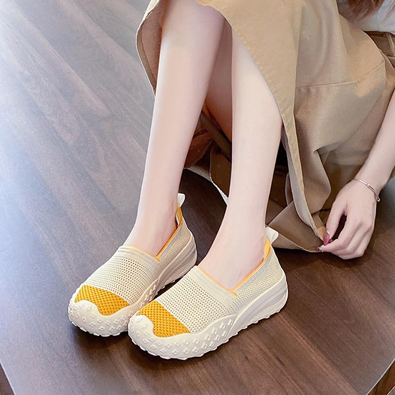 Fashion Knit Loafers for Women Mesh Comfortable Slip On Casual Breathable Outdoor Walking Shoes Ladies Lightweight Sneakers