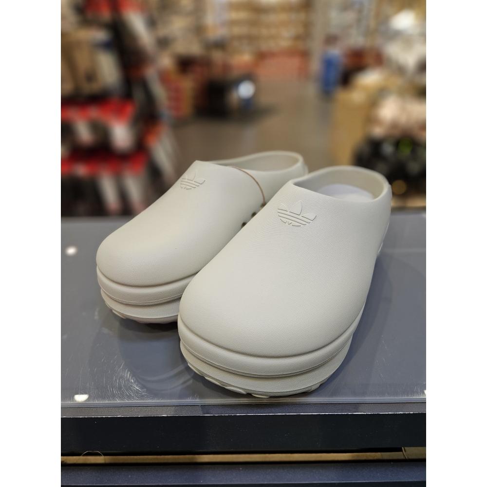 

Adidas женские мюли Adiform Stan Mule женские ADIFOM STAN MULE W IE0478 HALGRN HALGRN SUPCOL