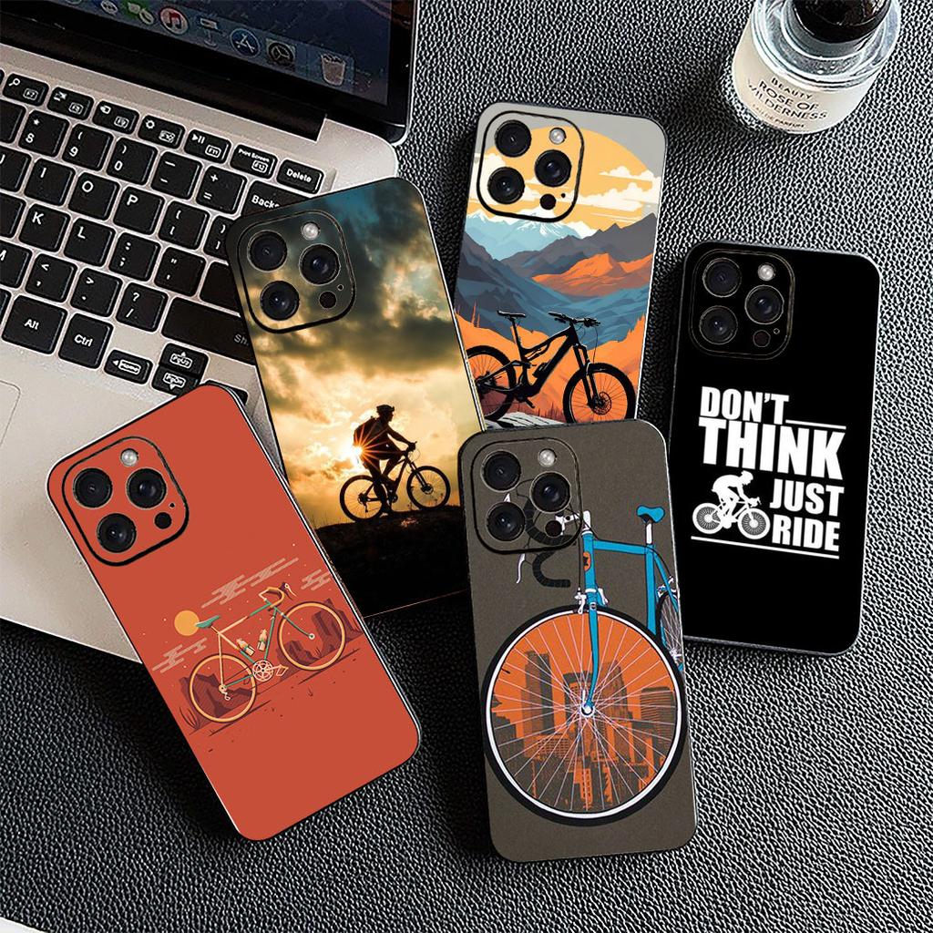 For Motorola Moto Edge 70 60 Fusion NEO Pro G56 G96 G04 G05 20 G Stylus Phone Cover Case Mountain Bike Cycling Art Wallpaper