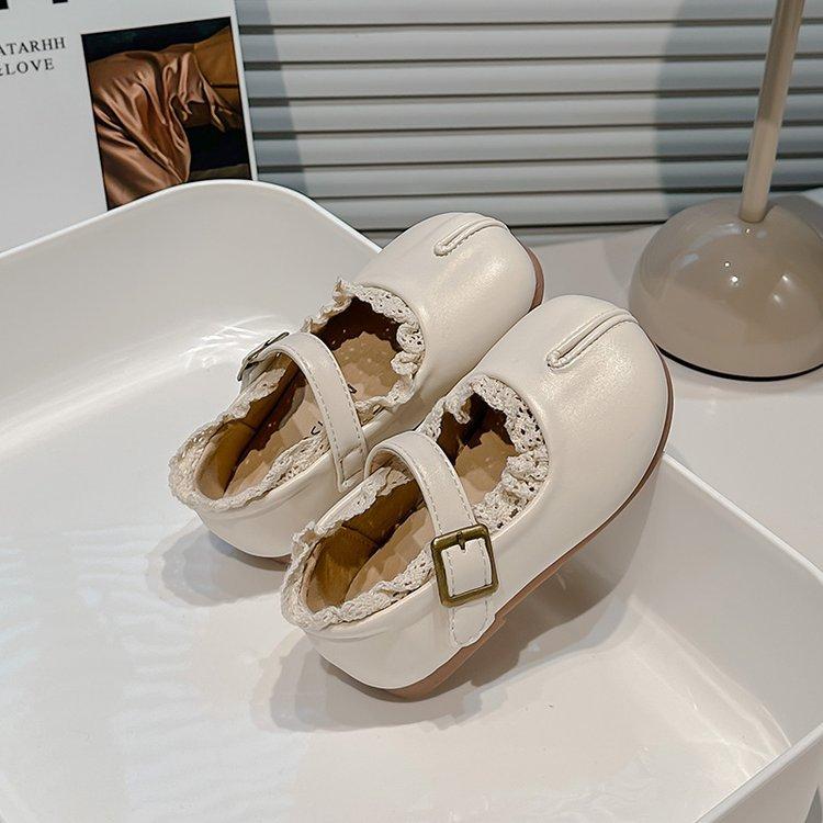 Girls' small leather shoes 2025 spring new children's shoes soft-soled princess shoes spring and autumn women's treasure single shoes black girl