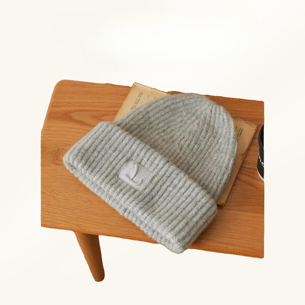 Loose and Thickened Face-showing Small Wool Hat Versatile Autumn and Winter Thickened Knitted Hat Big Head Ear Protection Cold Hat Plus Velvet Warm