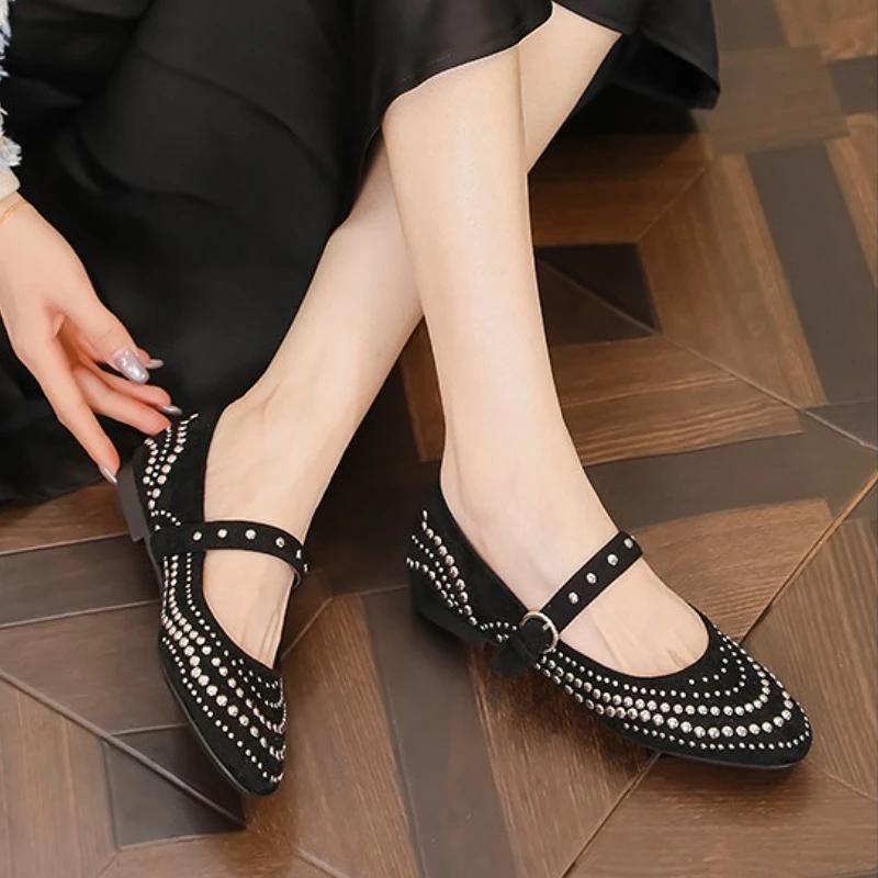 Fashion Retro Rivet Mary Jane Shoes Women Belt Buckle Shallow Round Toe Single Shoes Female Fashion Suede Elegant Dress Shoes Ladies