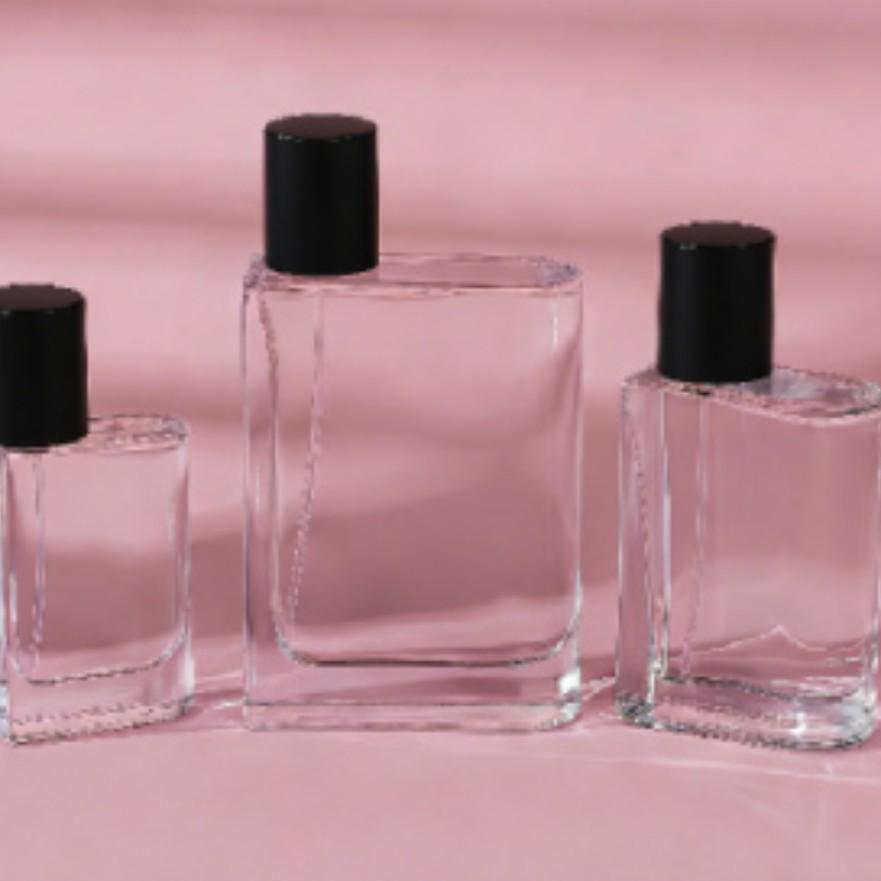 Square Transparent Glass Perfume Bottle with 15-Neck Fine Mist Sprayer for Decanting