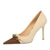 Bankett-High-Heels für Damen, leichter Schnitt, Farbblockierung, spitze Metallkette, dekorative Einzelschuhe