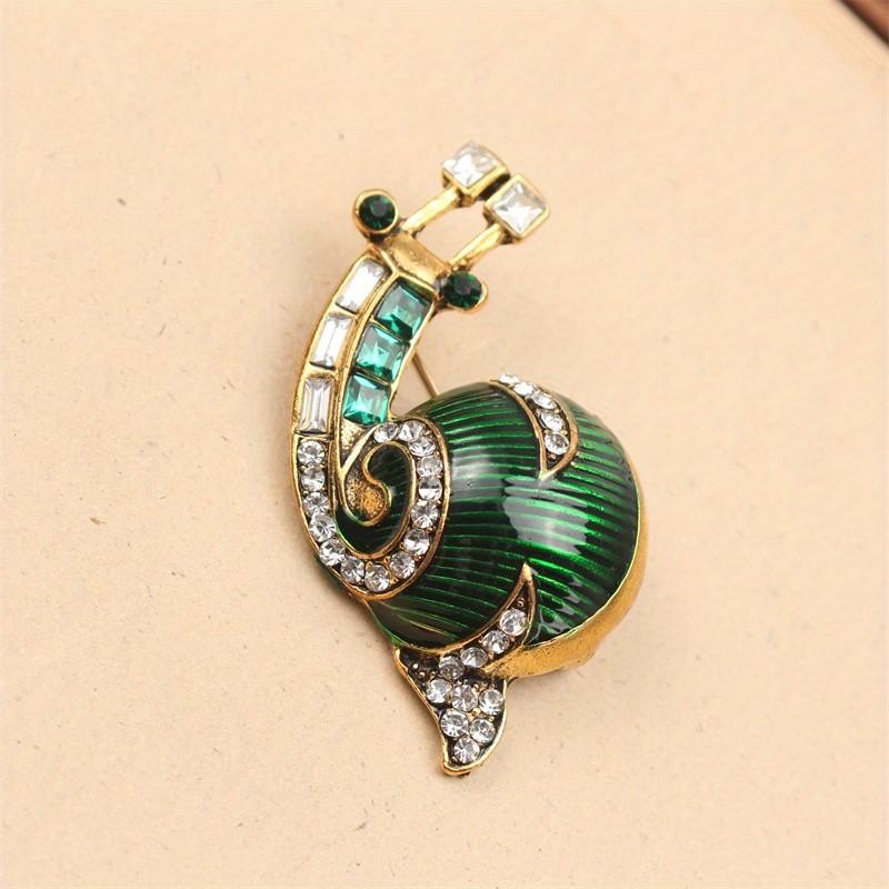 Retro New Snail Brooch Fashion Personality Cute Inlaid Rhinestone Dripping Oil Animal Pin Female Niche Suit Accessories