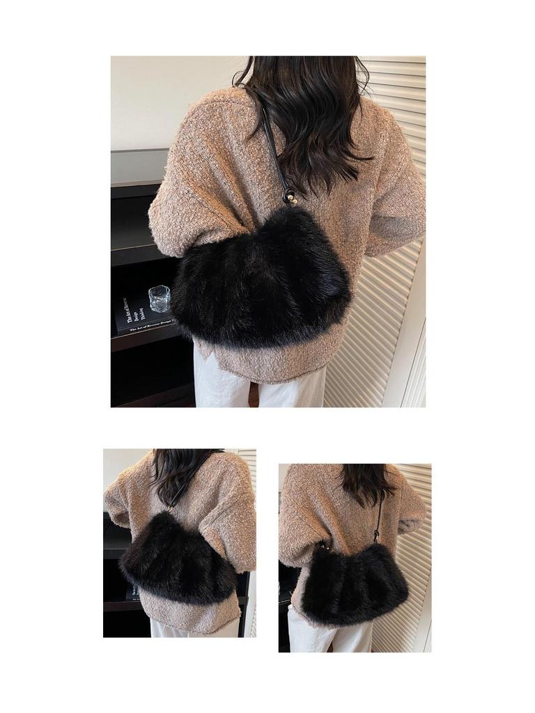Women's Large Capacity Plush Shoulder Bag - Furry Handbag for Autumn/Winter