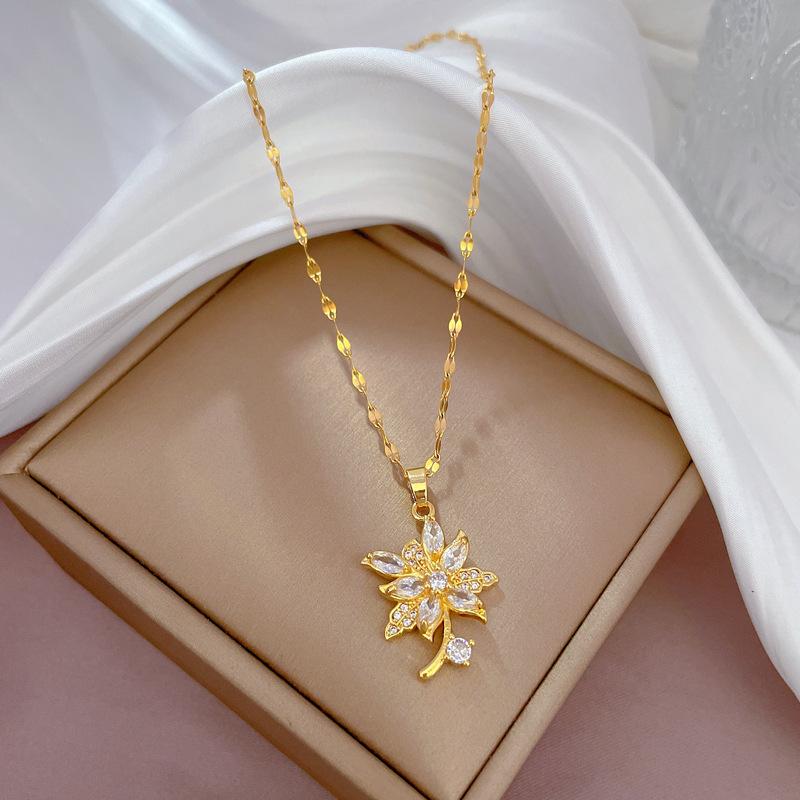 

Titanium Steel Light Luxury Stamen Full Diamond Zircon Design Versatile Korean Style Niche Design Live Necklace