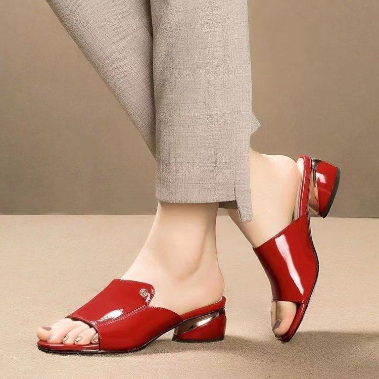 Slippers for Women 2026 Summer New Style Coarse Heel Soft Leather Cool Slippers Fashion Low Heel Slippers for Women