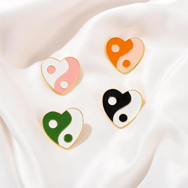 Symmetrical Metal Chic Brooch Heart Shape Creative Alloy Pin For Unique Statements Fashion