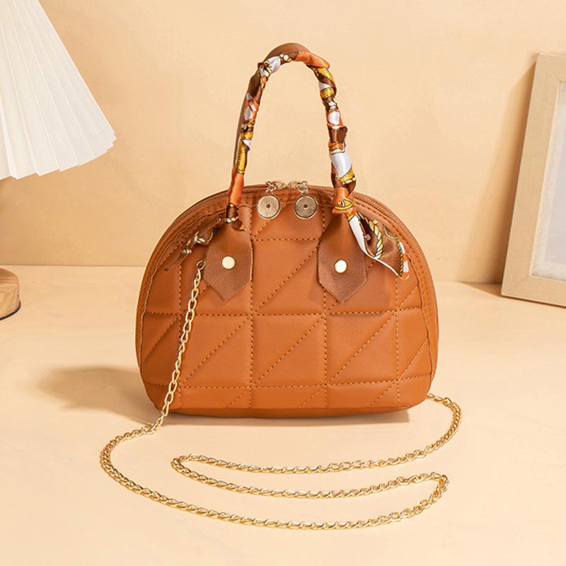 Bag New Fashion Casual Women's Bag Niche Design Rhombus Embroidered Handbag Chain One Shoulder Crossbody Bag