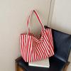 Niche Contrasting Striped Bucket Bag, New Trendy Shoulder Messenger Bag, Fashionable Large-capacity Tote Bag