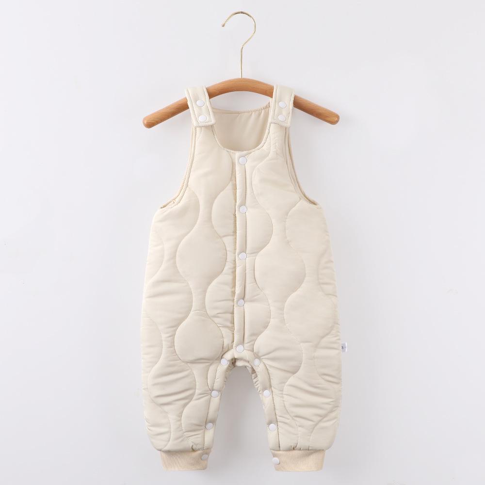Pikowany kombinezon niemowlęcy: Ciepłe kombinezony jesienno-zimowe z rozpięciem w kroku