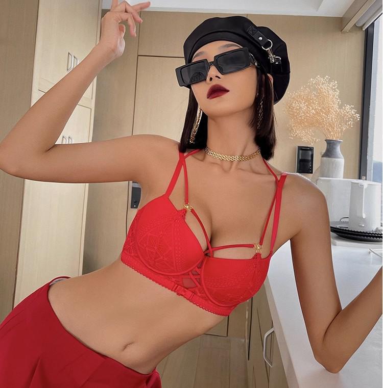 European and American Lace Push-Up Underwear Set with Anti-Sagging Support and Strap Design