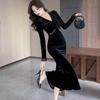 Elegant V-Neck Velvet Fishtail Dress with Lace Detailing for Women - Autumn/Winter Collection, Slimming and Waist-Cinching.