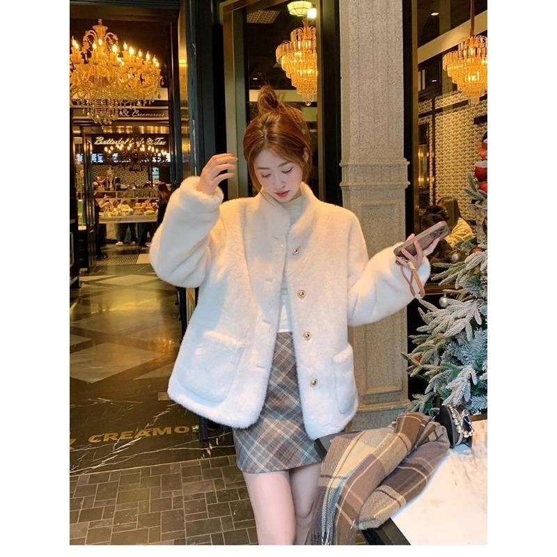 Women's Autumn and Winter Solid Color Buttoned Long-sleeved Cardigan Flocked Fashion Casual Loose Jacket Top